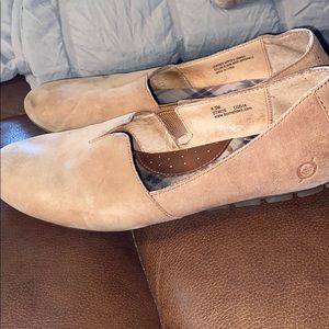 Born flat/slip one size 8.5 medium